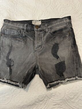 Current/Elliott Gray Distressed Frayed Hem Jean Shorts
